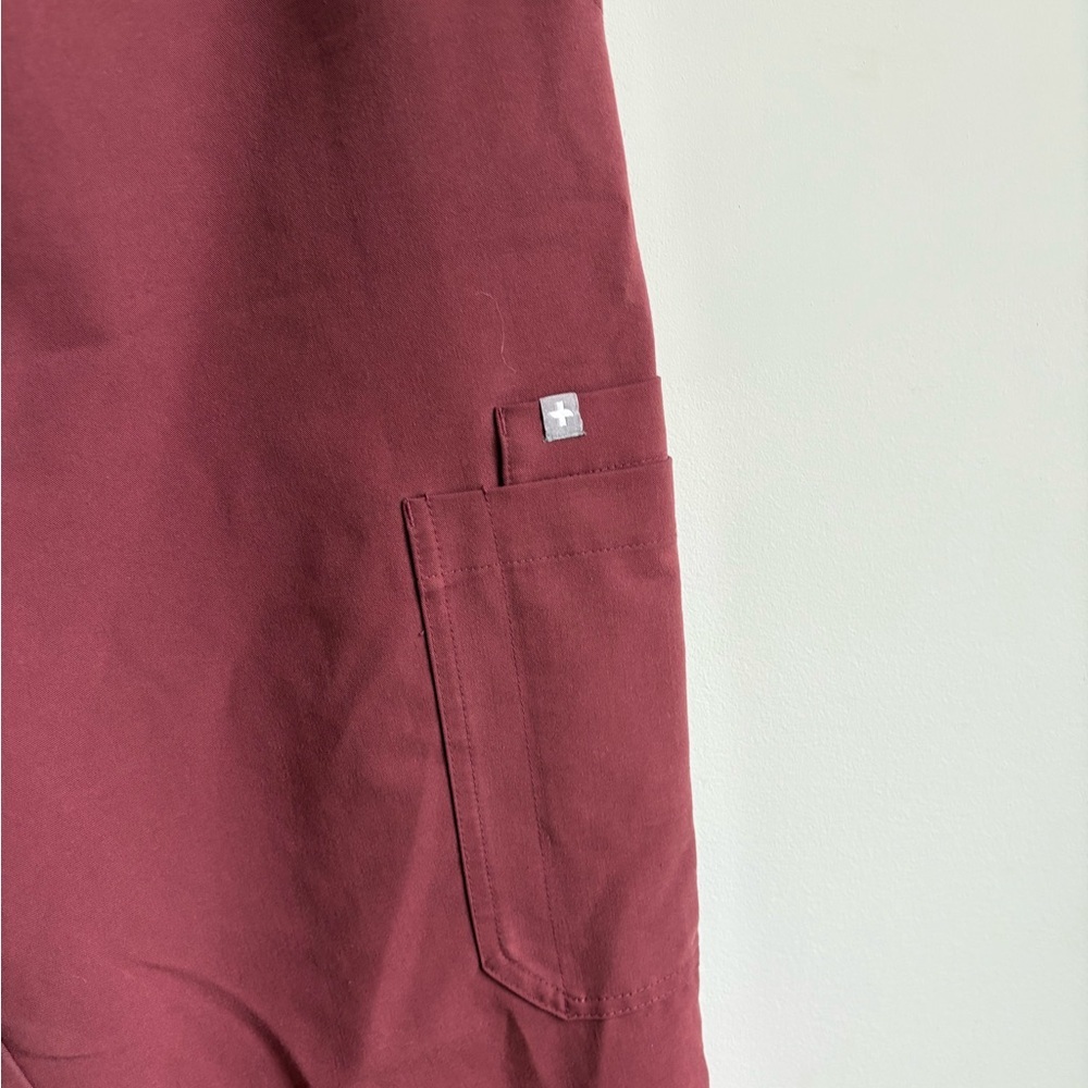 Figs Scrub Pants Technical Collection Size LARGE - Picture 3 of 4